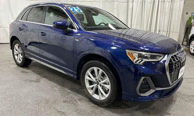 2025 Audi Q3 S Line Quattro