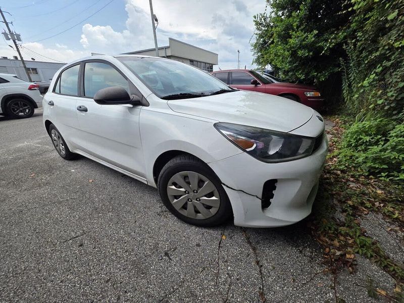 2018 Kia RIO — a typically priced live listing