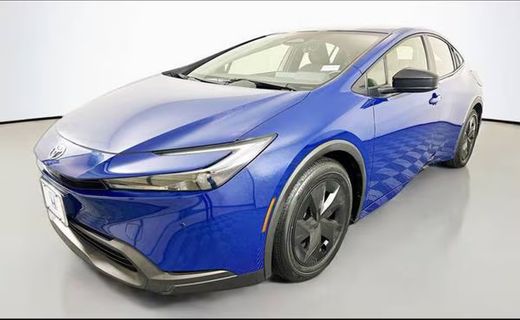 2023 Toyota Prius LE