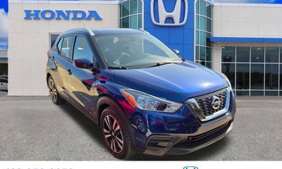 2019 Nissan Kicks S