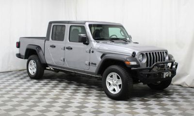 2020 Jeep Gladiator Sport