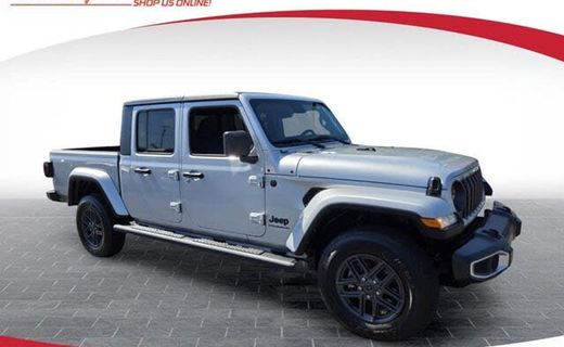 2024 Jeep Gladiator Sport