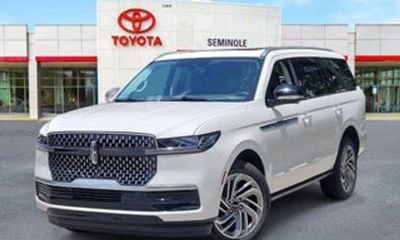 2024 Lincoln Navigator Premiere