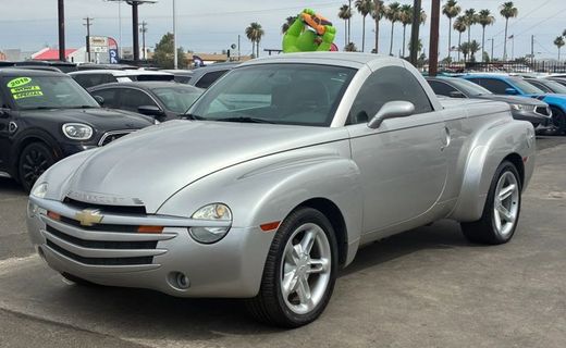 2005 Chevrolet SSR LS