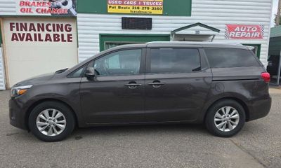 2017 Kia Sedona LX