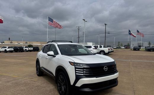 2025 Nissan Kicks MPV SR