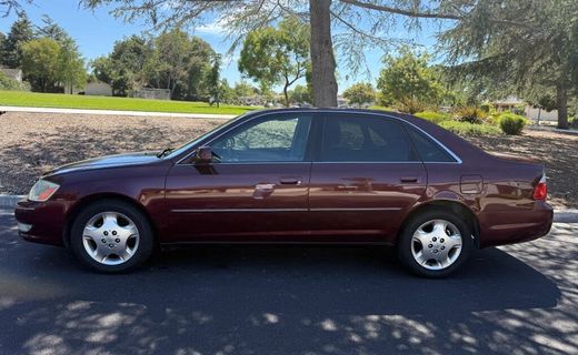 2003 Toyota Avalon XLS