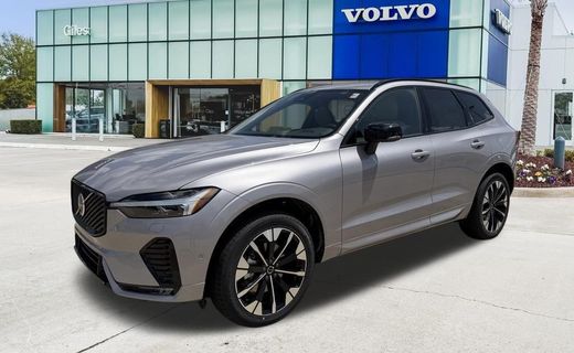 2026 Volvo XC60 Plus Dark