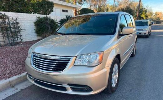 2014 Chrysler Town AND Country Touring