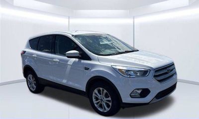 2019 Ford Escape SE