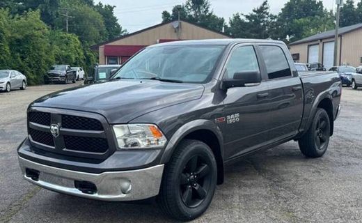 2018 Ram 1500 SLT