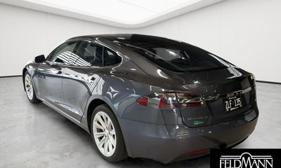 2016 Tesla Model S 90D