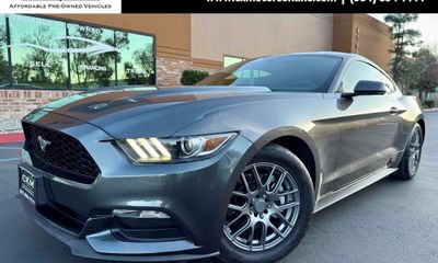 2017 Ford Mustang V6 Coupe