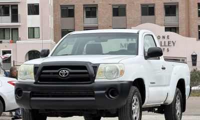 2007 Toyota Tacoma Deluxe