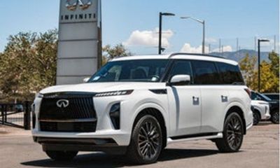 2026 Infiniti QX80 Luxe