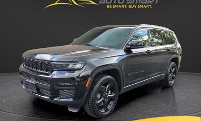 2022 Jeep Grand Cherokee L Laredo