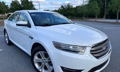 2019 Ford Taurus SEL