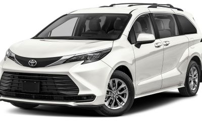 2026 Toyota Sienna LE