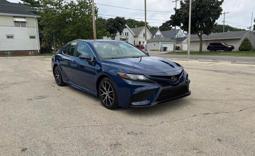 2023 Toyota Camry SE