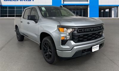 2026 Chevrolet Silverado Custom