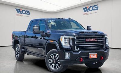 2023 GMC Sierra HD AT4