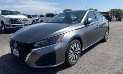 2023 Nissan Altima SV