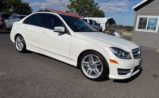 2013 Mercedes-Benz C-Class C300