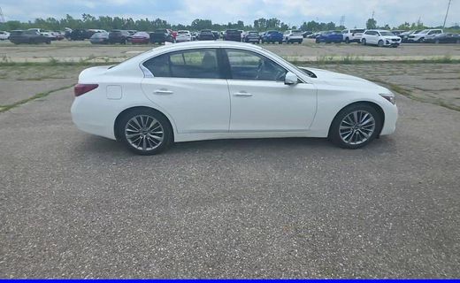 2023 Infiniti Q50 Luxe