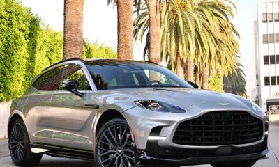 2026 Aston Martin DBX DBX707