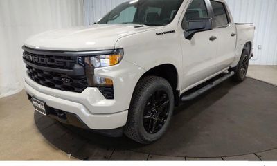 2026 Chevrolet Silverado Custom