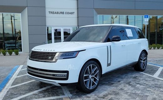 2025 Land Rover Range SE