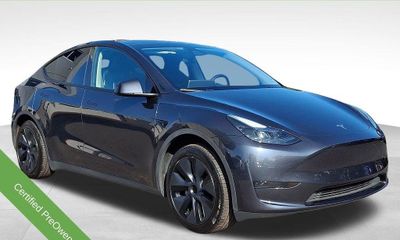 2024 Tesla Model Y Long Range