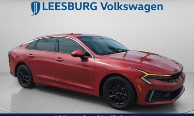 2025 Kia K5 LXS