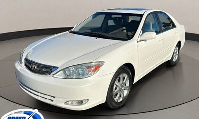 2004 Toyota Camry LE