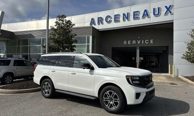 2026 Ford Expedition Active