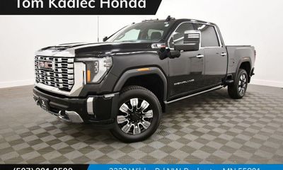 2024 GMC Sierra HD Denali