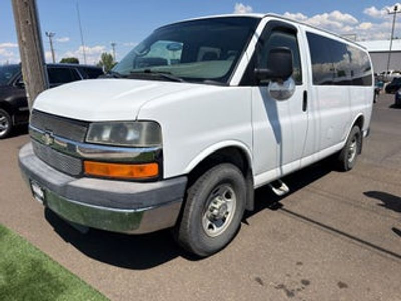 2009 Chevrolet Express — a typically priced live listing