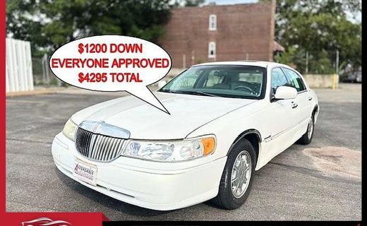 1998 Lincoln Town CAR Signature