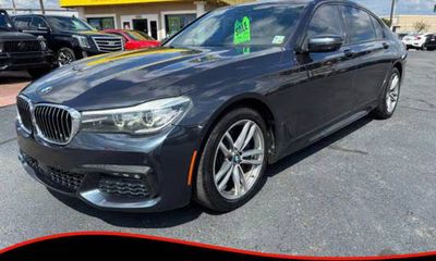 2016 BMW 740I