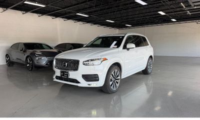 2020 Volvo XC90 Momentum