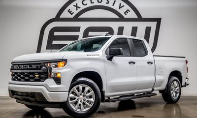 2026 Chevrolet Silverado Custom