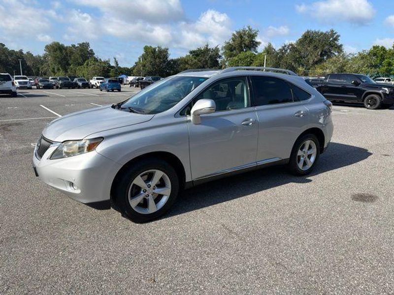 2011 Lexus RX — a typically priced live listing