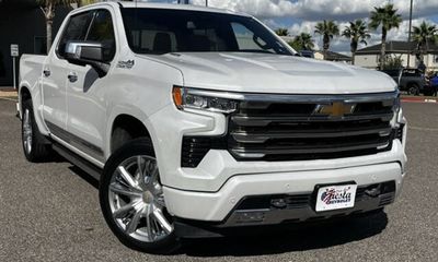 2022 Chevrolet Silverado High Country