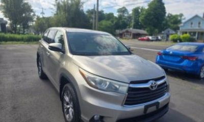 2015 Toyota Highlander Base