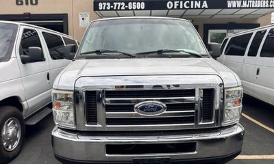 2010 Ford E-350