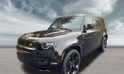 2024 Land Rover Defender 110 V8
