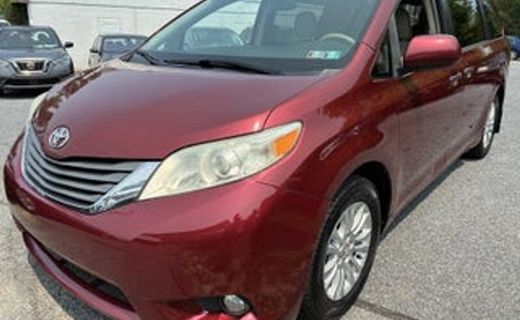2012 Toyota Sienna XLE