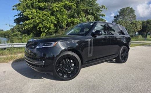 2026 Land Rover Range SE