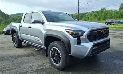 2026 Toyota Tacoma SR5