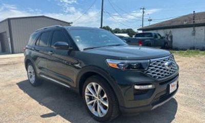 2023 Ford Explorer Platinum